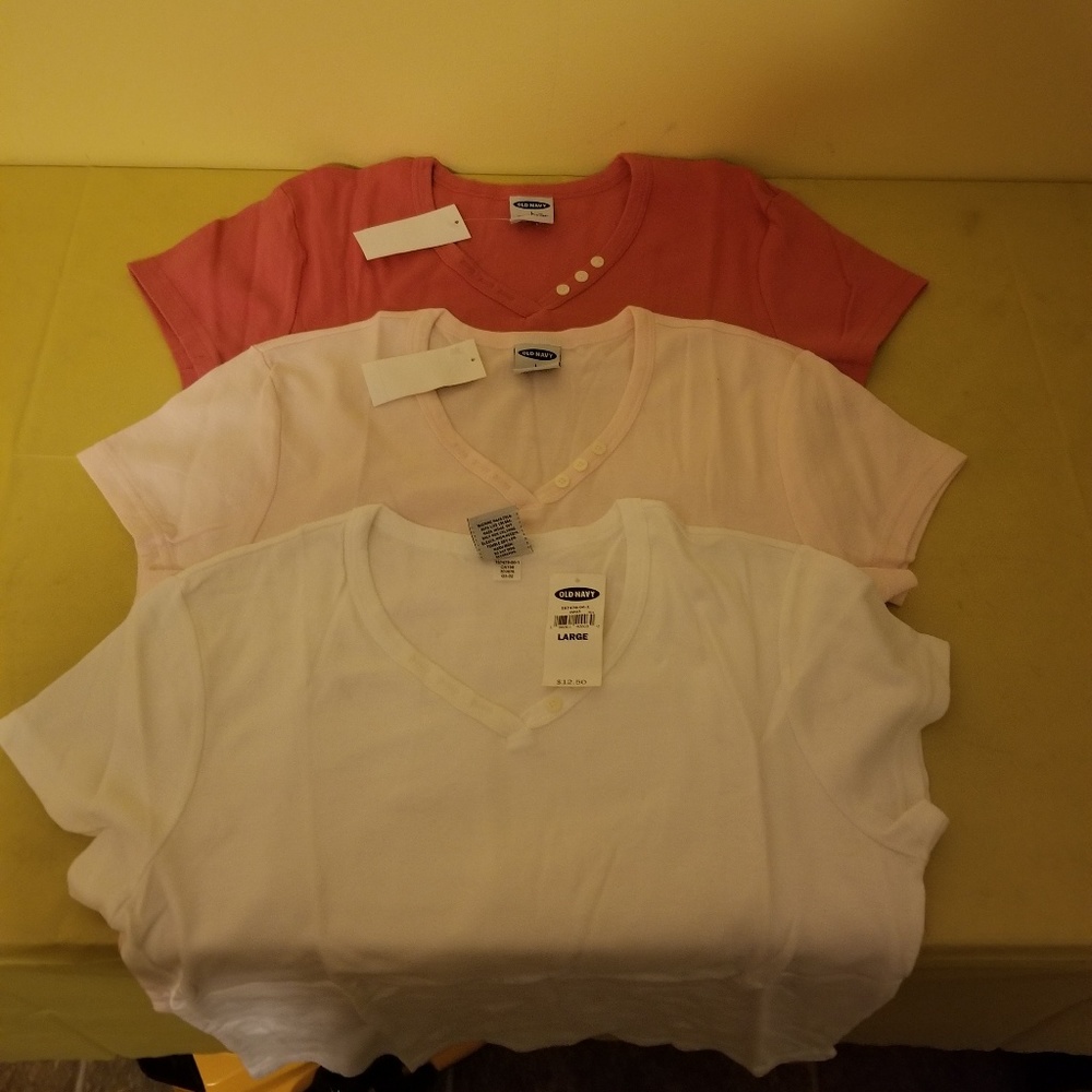 2 pcs Aeropostale t shirts white and pink